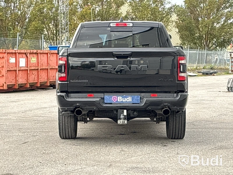 RAM 1500 Crew Cab HEMI 5.7L 4x4 -2022 | LARAMIE Night Edition