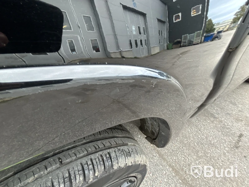 RAM 1500 Crew Cab HEMI 5.7L 4x4 -2022 | LARAMIE Night Edition