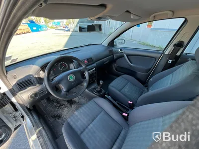 Personbil Skoda Octavia CL 1,6 -2004 | Manuell