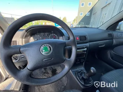 Personbil Skoda Octavia CL 1,6 -2004 | Manuell