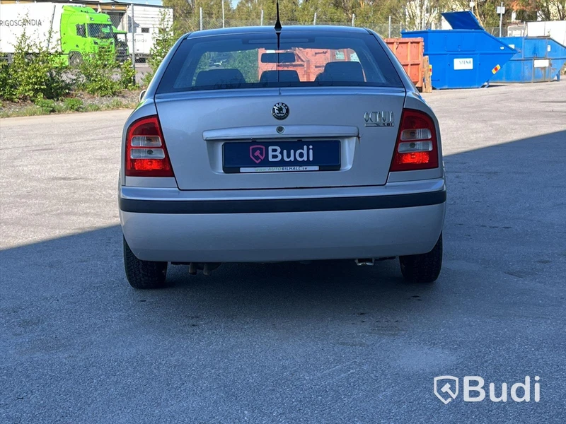 Personbil Skoda Octavia CL 1,6 -2004 | Manuell