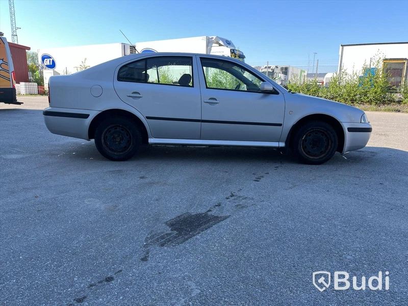 Personbil Skoda Octavia CL 1,6 -2004 | Manuell