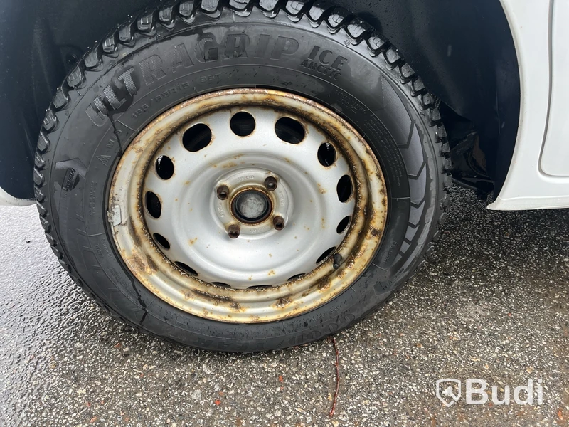 Skåpbil Peugeot Partner 1.6 -2018 BlueHDi | 99hk Reparationsobjekt