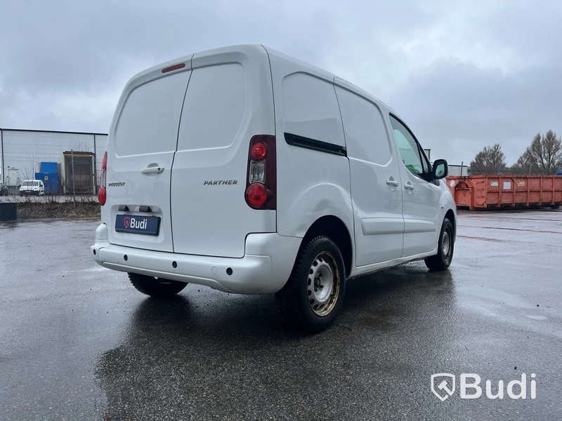 Skåpbil Peugeot Partner 1.6 -2018 BlueHDi | 99hk Reparationsobjekt