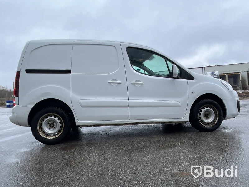Skåpbil Peugeot Partner 1.6 -2018 BlueHDi | 99hk Reparationsobjekt