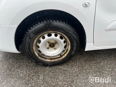 Skåpbil Peugeot Partner 1.6 -2018 BlueHDi | 99hk Reparationsobjekt