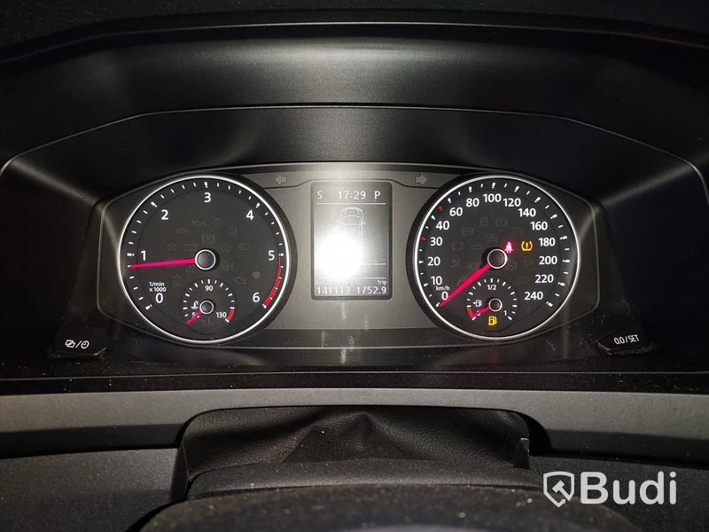 Volkswagen Transporter T6 2.0 TDI BMT Skåp 4MOTION (150hk) - 2016. Auktionen omstartad.