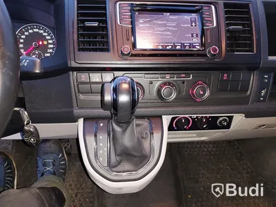 Volkswagen Transporter T6 2.0 TDI BMT Skåp 4MOTION (150hk) - 2016. Auktionen omstartad.