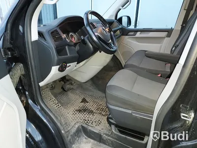 Volkswagen Transporter T6 2.0 TDI BMT Skåp 4MOTION (150hk) - 2016. Auktionen omstartad.