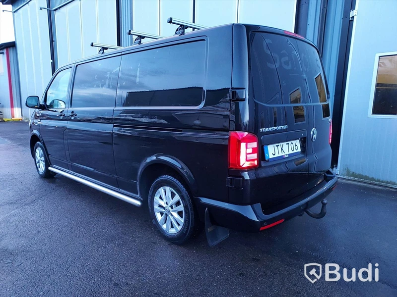 Volkswagen Transporter T6 2.0 TDI BMT Skåp 4MOTION (150hk) - 2016. Auktionen omstartad.