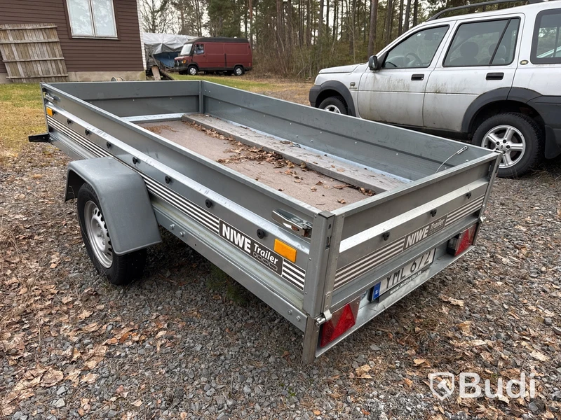 Släpvagn Niewiadow 750 kg med vinsch, -2017