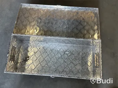 2 st aluminiumlådor