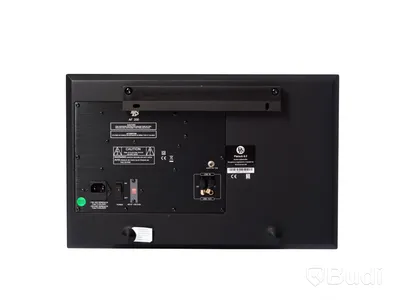 DLS Flatsub 8.2 vägghängningsbar aktiv subwoofer, pianosvart Ord. Pris: 5990 kr