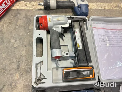 Häft & spikpistoler 5st.