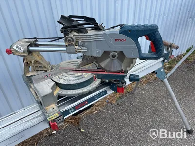 Kap- & gersåg Bosch med stativ