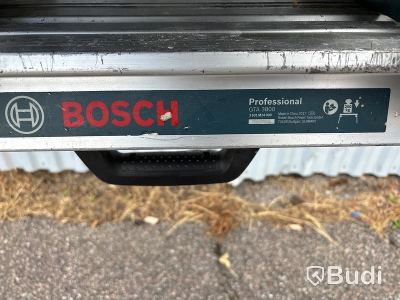 Kap- & gersåg Bosch med stativ