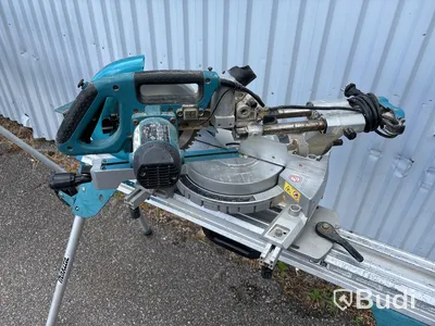 Kap- & gersåg Makita med stativ