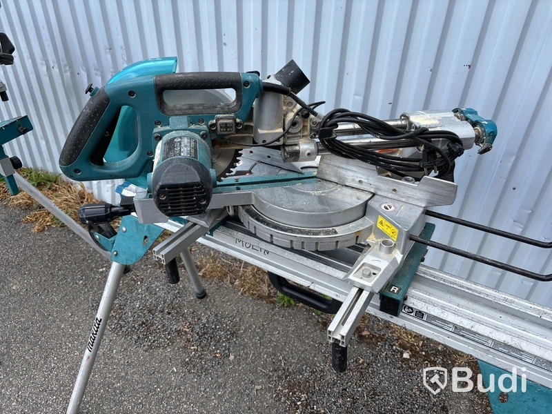 Kap- & gersåg Makita med stativ