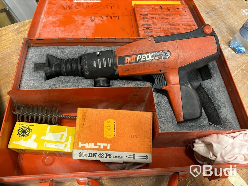 Bultpistol, tigersåg, slagborr m.m.