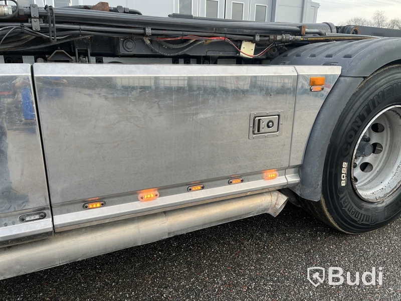Lastväxlare Scania R520 V8 Tridem med laxå snabbfästen och plogutrustning  -2017