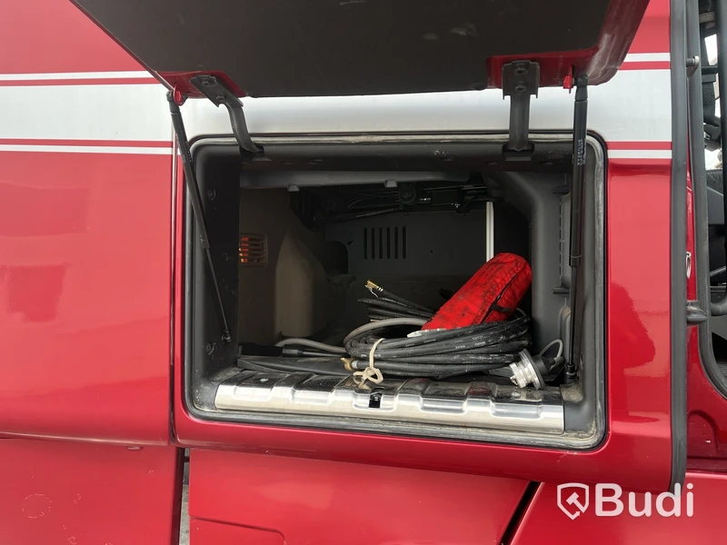 Lastväxlare Scania R520 V8 Tridem med laxå snabbfästen och plogutrustning  -2017