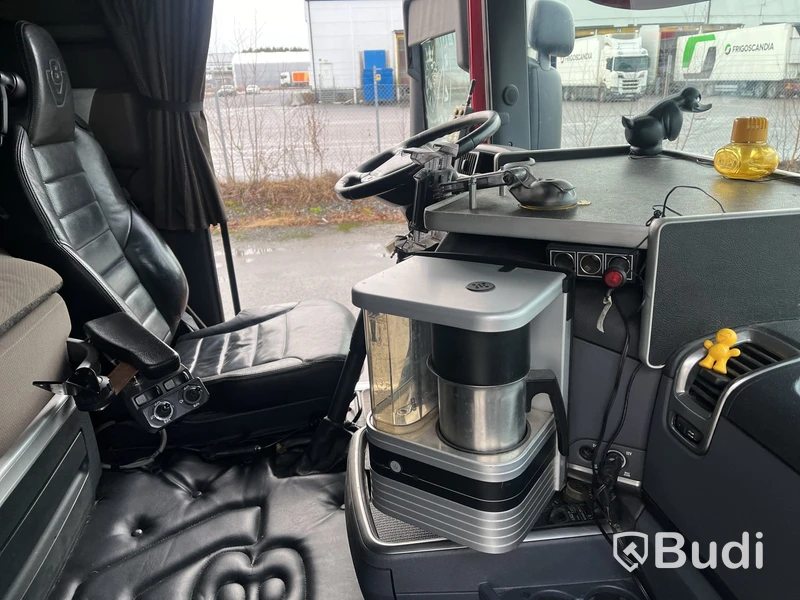 Lastväxlare Scania R520 V8 Tridem med laxå snabbfästen och plogutrustning  -2017