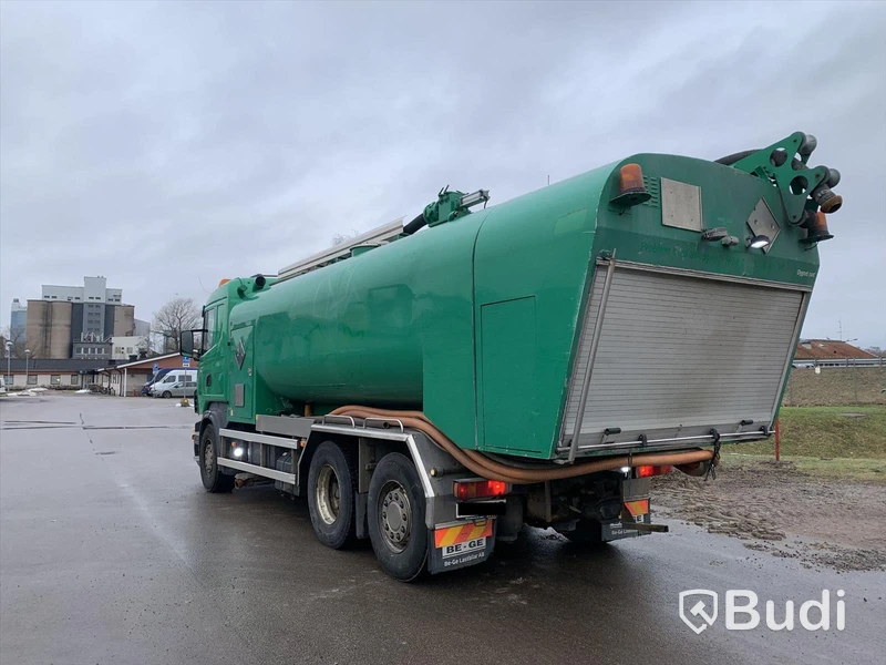 Lastbil SCANIA R420 6X2-4 -2006 | Slamsug | Minikombi