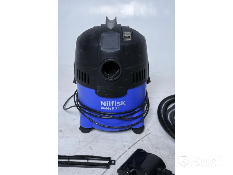 Nilfisk Buddy ii 12 dammsugare