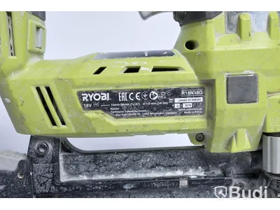 Roybi R18N18G Spikpistol med battri och laddare