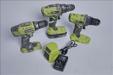 3st Ryobi Borr/skruvdragare med batteri och laddare