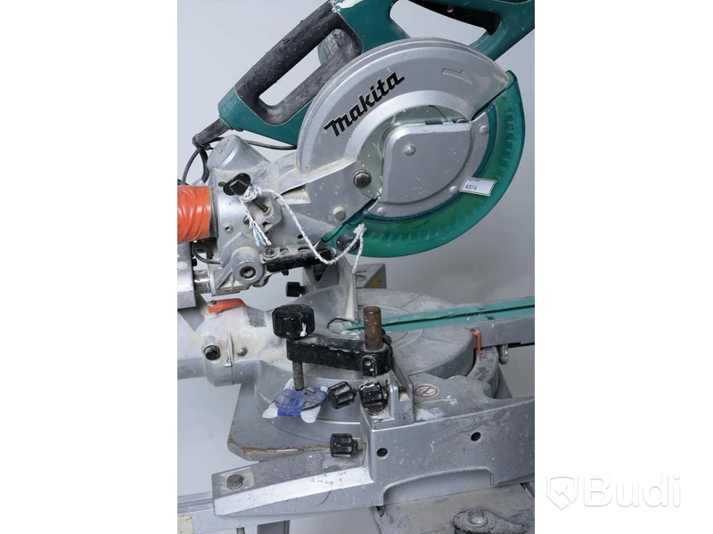 Makita LS0815FL Kap och gersåg och Sågbord