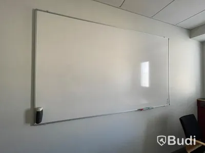 Whiteboard (Ca Mått 200 x120 cm)