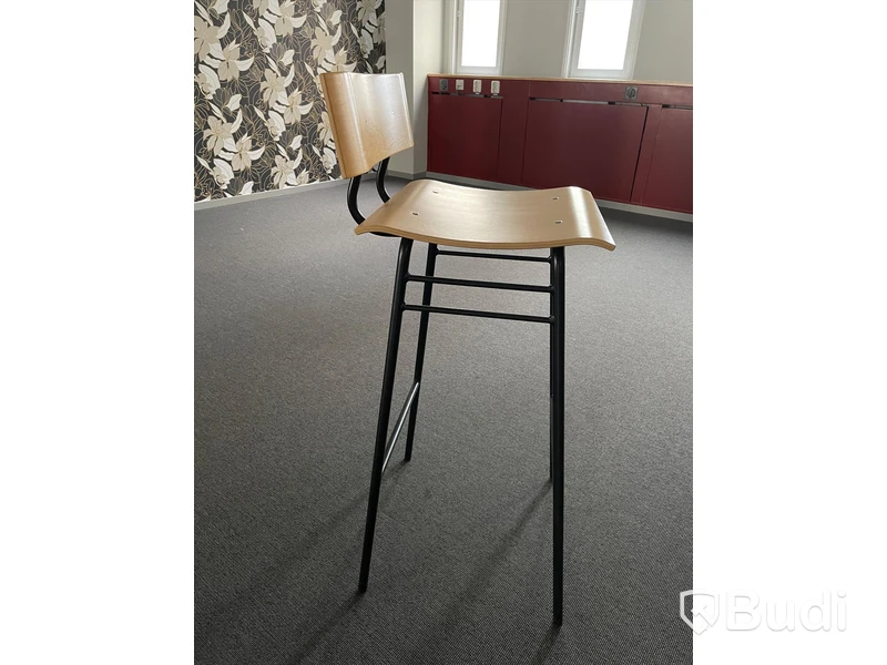 Barbord från Dozz ink 8st stolar (Ca mått 51 x 251 cm)