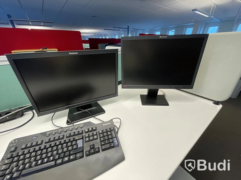 2st Datorskärmar Lenovo 6622-HB1 och L2250pwD