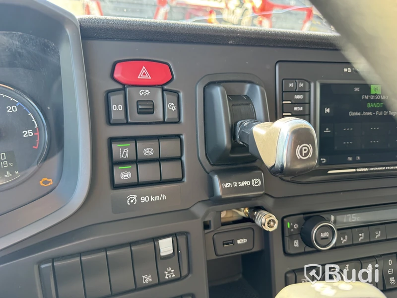 Refrigerated truck Scania P370 6x2-4 12.7 -2020 | Hultsteins | Raise/Lower