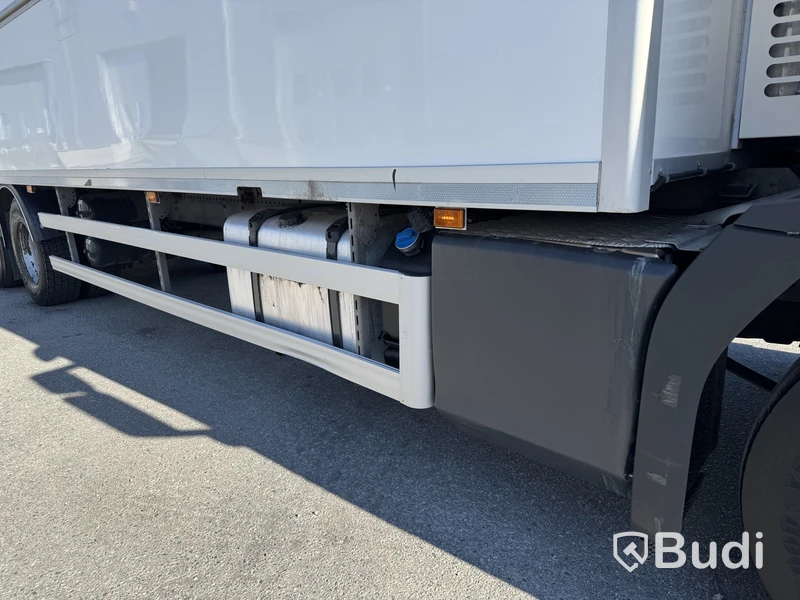 Refrigerated truck Scania P370 6x2-4 12.7 -2020 | Hultsteins | Raise/Lower