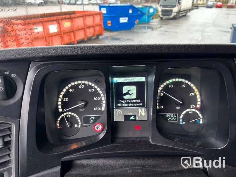 Betongbil Mercedes-Benz Arocs 10.7 -2019 | Saraka