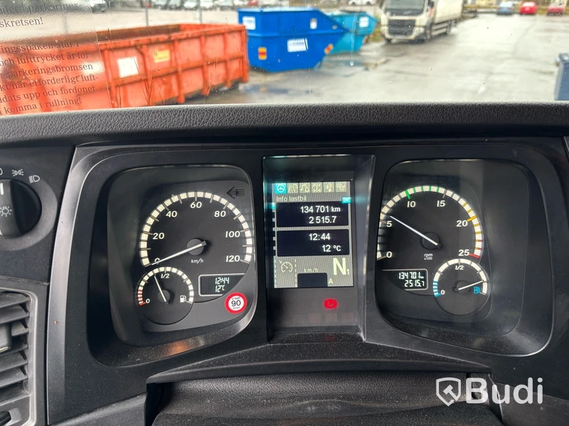 Betongbil Mercedes-Benz Arocs 10.7 -2019 | Saraka