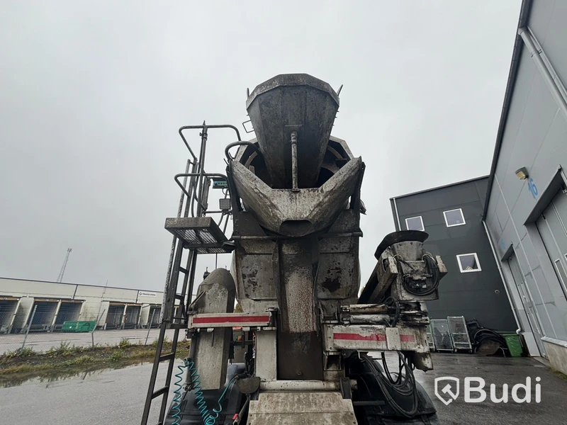 Betongbil Mercedes-Benz Arocs 10.7 -2019 | Saraka
