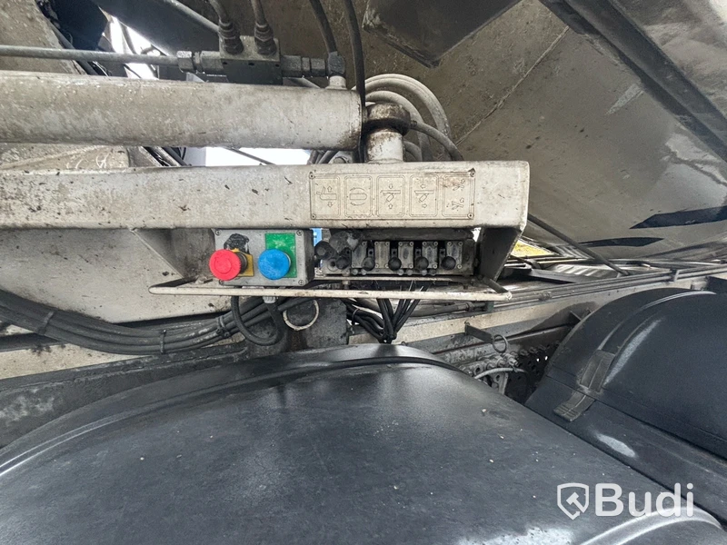 Betongbil Mercedes-Benz Arocs 10.7 -2019 | Saraka