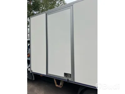Iveco Daily - 2017 | Zepro Bakgavellyft | Sidodörr och Extraljus
