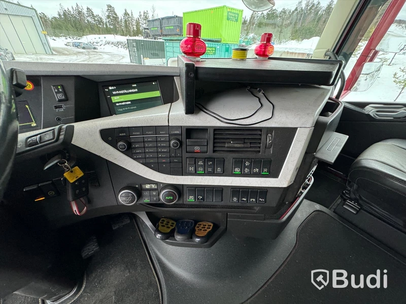 Lastväxlare Volvo FH 750 6x4 -2017 | I-Shift | 750hk | KILAFORS -2018 + släp ZKM648