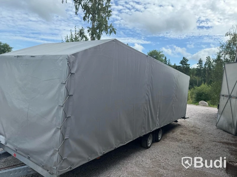 Täckt släpvagn Blyss - 2017