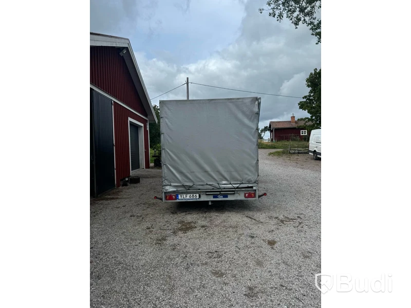 Täckt släpvagn Blyss - 2017