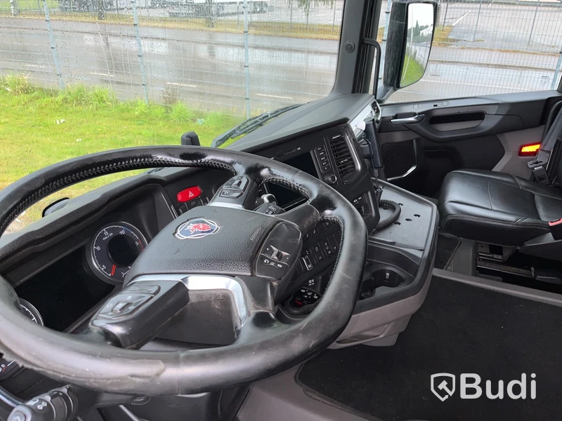 Lastbil Scania R500 B6X2NB - 2017 | Besiktigad till: 2025-02-28