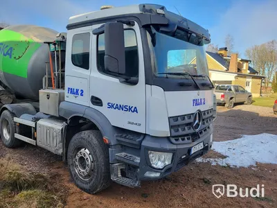 Betongbil MERCEDES BENZ 963 -2017