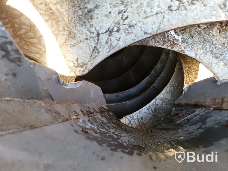 Betongbil MERCEDES BENZ 963 -2017