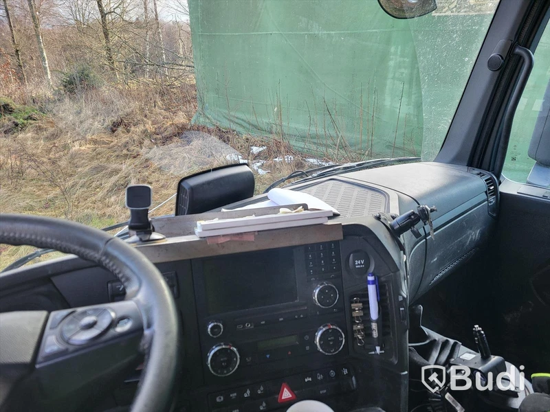 Betongbil MERCEDES BENZ 963 -2017