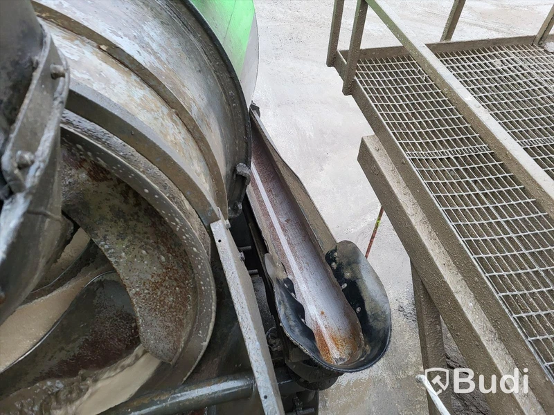 Betongbil MERCEDES BENZ 963 -2017