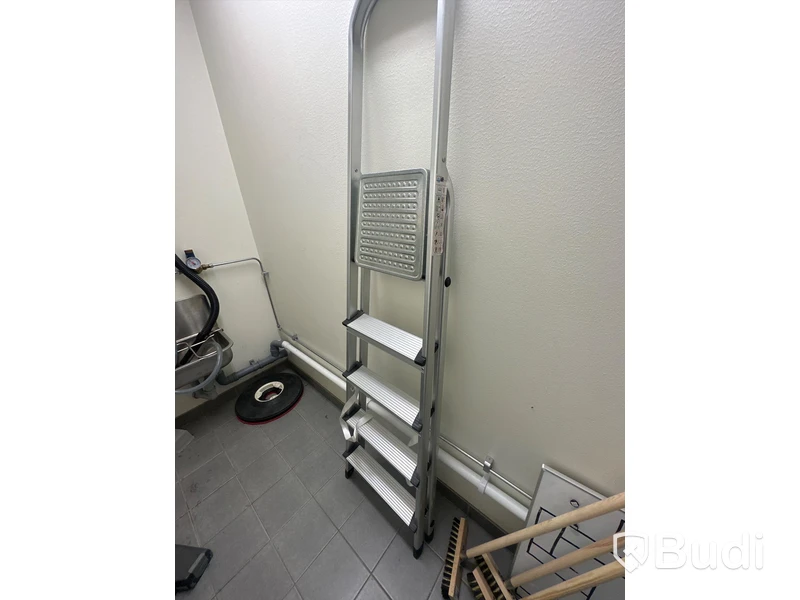 Fällbar stege